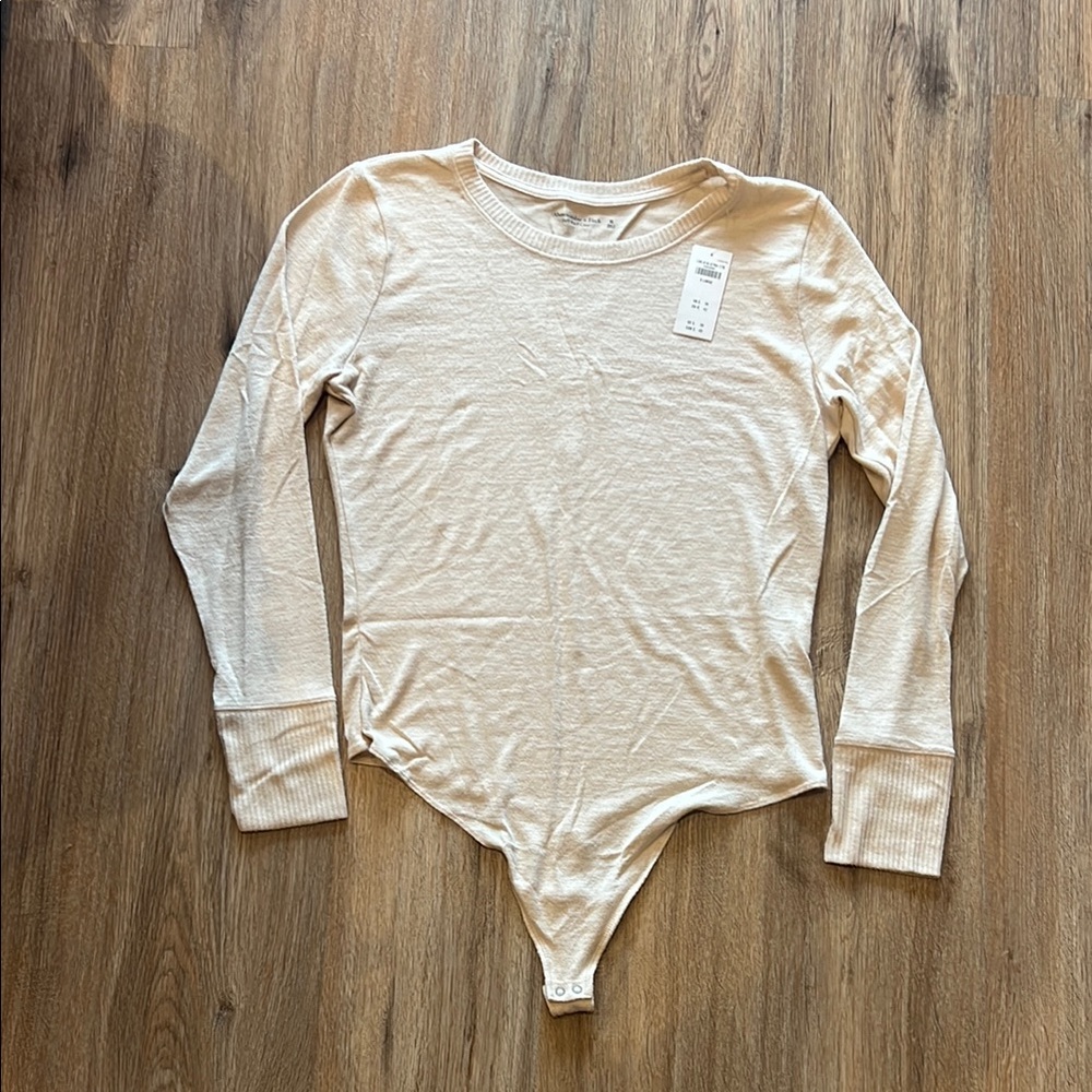 Abercrombie Soft A&F Cozy Cream Long Sleeve Bodysuit